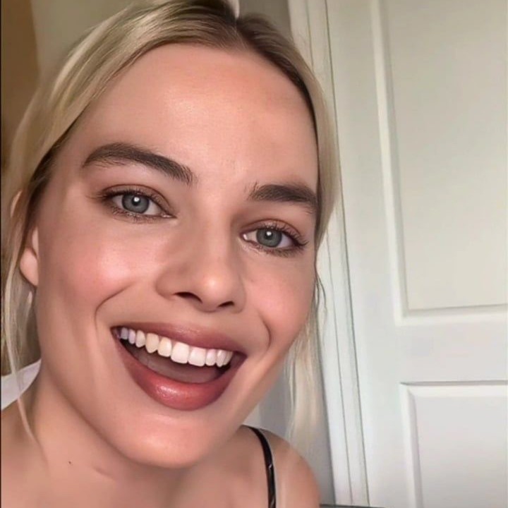 Margot Robbie Profile Picture