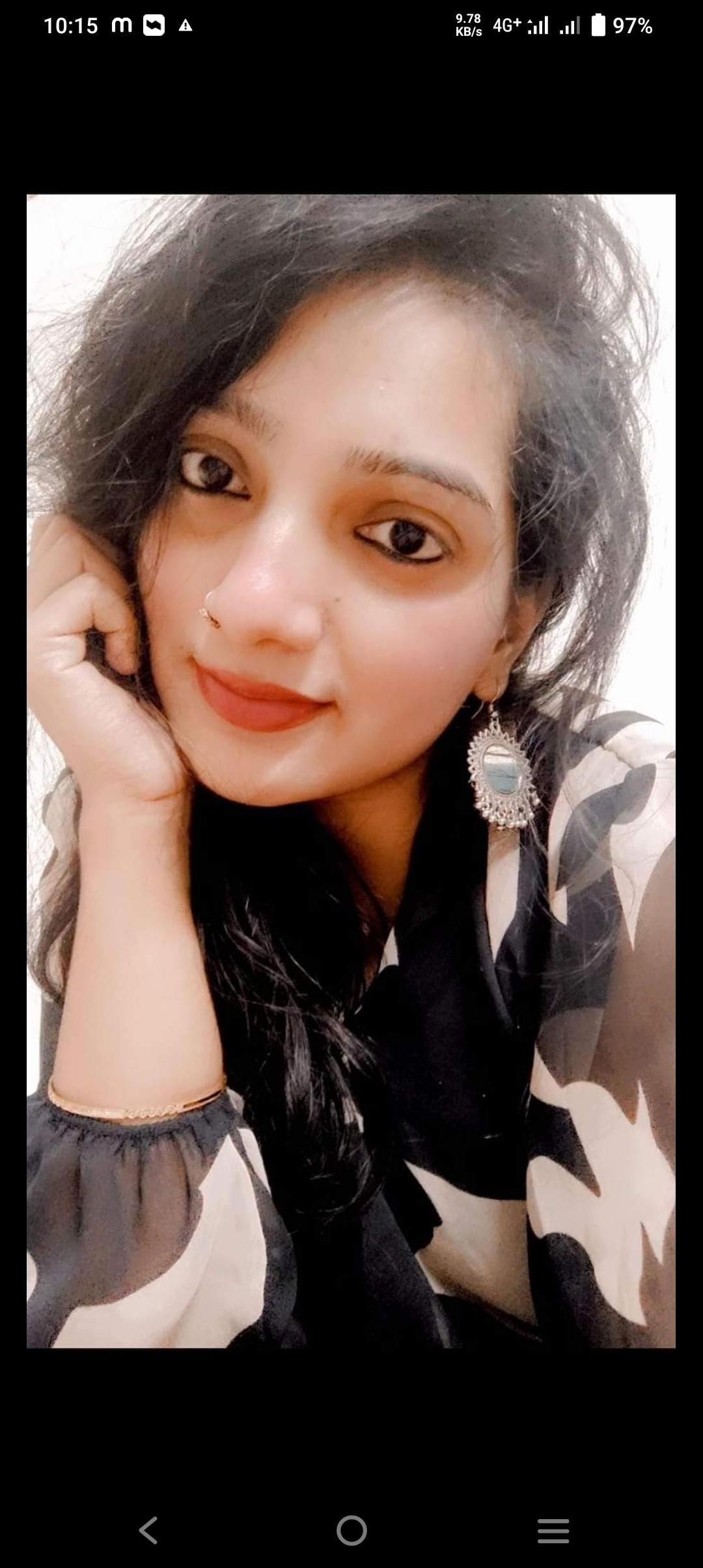 Nida Fatima Profile Picture