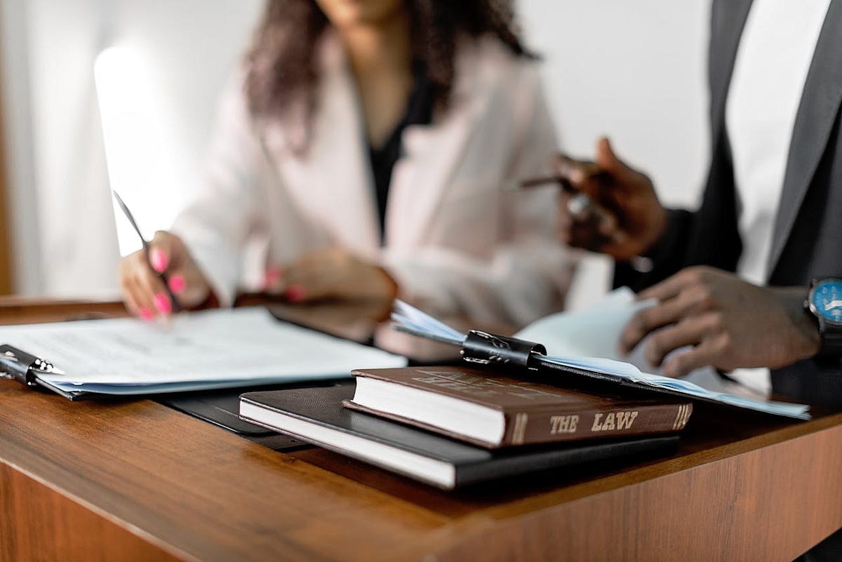 How to Choose the Right Law Firm for International Banking and Finance Cases | by Interlegal International Network | Oct, 2025 | Medium